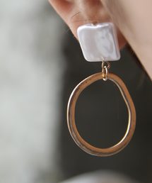 デザインピアス