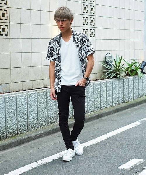 GOSTAR DE FUGA（ゴスタール ジフーガ）の「モノクロボタニカル半袖シャツ（シャツ/ブラウス・メンズ・ホワイト/ブラック・M/L/XL）」の6枚目の写真