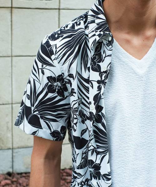 GOSTAR DE FUGA（ゴスタール ジフーガ）の「モノクロボタニカル半袖シャツ（シャツ/ブラウス・メンズ・ホワイト/ブラック・M/L/XL）」の5枚目の写真