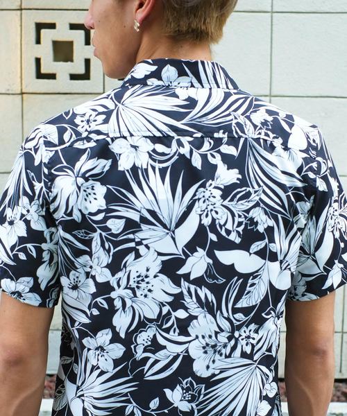 GOSTAR DE FUGA（ゴスタール ジフーガ）の「モノクロボタニカル半袖シャツ（シャツ/ブラウス・メンズ・ホワイト/ブラック・M/L/XL）」の4枚目の写真