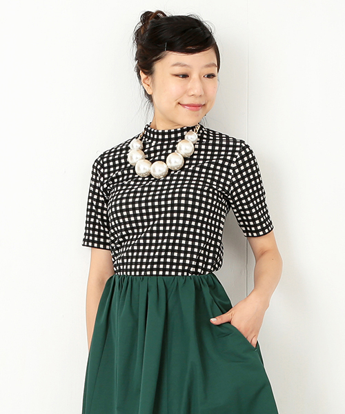 Ray BEAMS（レイビームス）の「Ray BEAMS / ギンガムチェック ハイネックT（Tシャツ/カットソー・レディース・ブラック/ネイビー・ONE SIZE）」の2枚目の写真