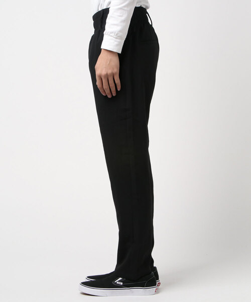 SUPERTHANKS(スーパーサンクス)の「テーパードパンツ■セットアップ対応■(ユニセックス)(スラックス・メンズ・ブラック・SMALL/MEDIUM/LARGE)」の14枚目の写真