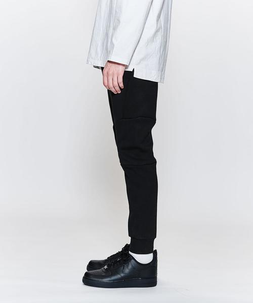 NIKE（ナイキ）の「＜NIKE＞ TECH FLEECE PT/テックフリースパンツ（スウェットパンツ・メンズ・ブラック・SMALL/MEDIUM/LARGE）」の3枚目の写真