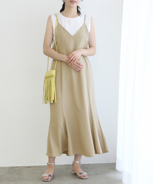 ⭐️アダムエロペ カシュクールキャミワンピース ベージュ ADAM ET ROPE'（アダムエロペ）の「カシュクールキャミ