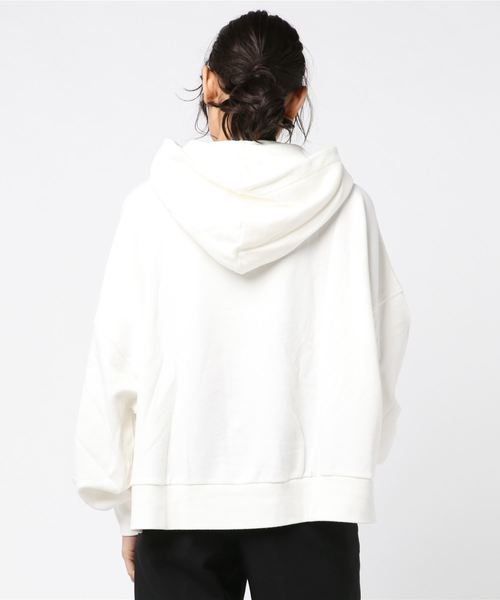 ALLSAINTS（オールセインツ）の「FEMME TALIE HOODY | FEMME TALIE フーディー・パーカー（パーカー・レディース・ホワイト・SMALL/MEDIUM/X-SMALL）」の2枚目の写真