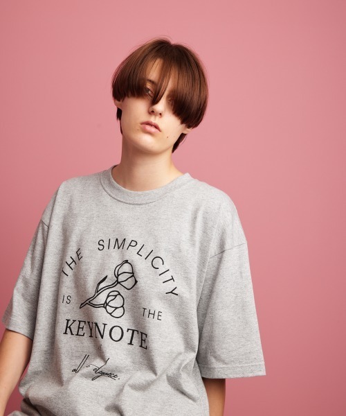 rehacer(レアセル)の「rehacer : Keynote College Logo On HW T-shirt / キートーンカレッジ ロゴ ヘビーウェイト Tシャツ(Tシャツ/カットソー・メンズ・ブラック/グリーン/マスタード/ワインレッド/ホワイト/グレー/カーキ・SMALL/MEDIUM/LARGE/X-LARGE)」の8枚目の写真
