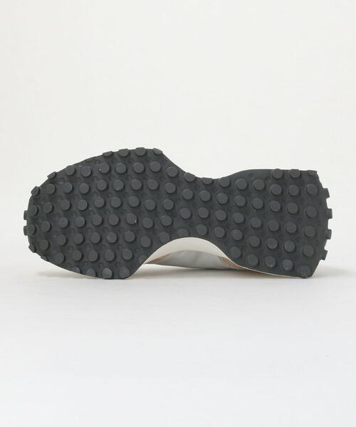 NEW BALANCE(ニューバランス)の「<NEW BALANCE>●WS327 スニーカー(スニーカー・レディース・ベージュ/ブラック・24cm/24.5cm/23.5cm/23cm)」の5枚目の写真