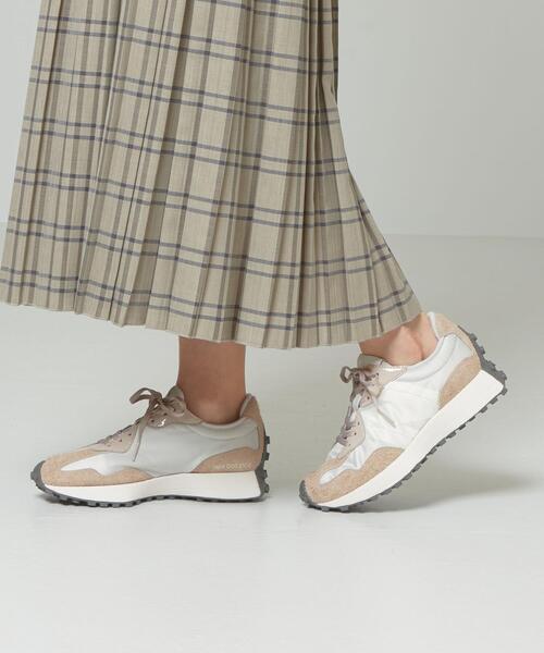 NEW BALANCE(ニューバランス)の「<NEW BALANCE>●WS327 スニーカー(スニーカー・レディース・ベージュ/ブラック・24cm/24.5cm/23.5cm/23cm)」の10枚目の写真