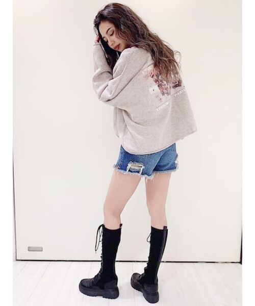GYDA(ジェイダ)の「サイドスリットフリンジデニムショーパン(デニムパンツ・レディース・ブルー・SMALL/MEDIUM/X-SMALL)」の6枚目の写真