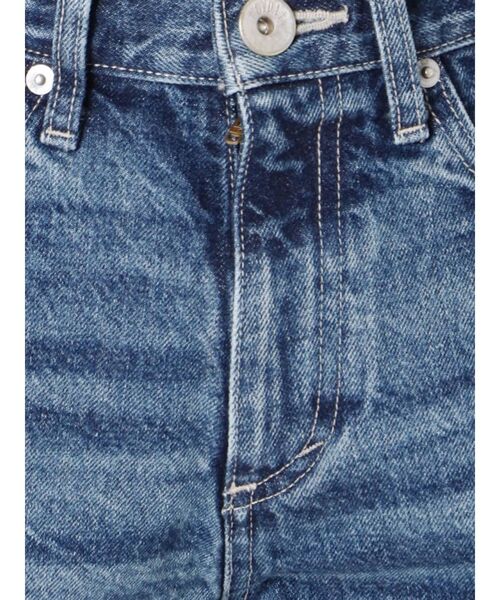 GYDA(ジェイダ)の「サイドスリットフリンジデニムショーパン(デニムパンツ・レディース・ブルー・SMALL/MEDIUM/X-SMALL)」の19枚目の写真