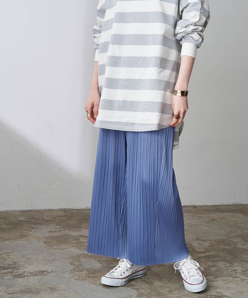 Chaco closet（チャコ クローゼット）の「プリント＆無地ワイドストレートプリーツパンツ（その他パンツ・レディース・ブラック/イエロー系その他/ブラウン系その他/グレー系その他/ライトグレー/パープル系その他/ライトグリーン/パープル系その他2/オレンジ/グレイッシュベージュ/アイボリー/ブルー/コーラル・FREE）」の8枚目の写真