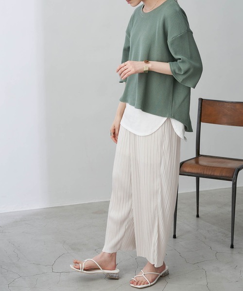 Chaco closet（チャコ クローゼット）の「プリント＆無地ワイドストレートプリーツパンツ（その他パンツ・レディース・ブラック/イエロー系その他/ブラウン系その他/グレー系その他/ライトグレー/パープル系その他/ライトグリーン/パープル系その他2/オレンジ/グレイッシュベージュ/アイボリー/ブルー/コーラル・FREE）」の18枚目の写真