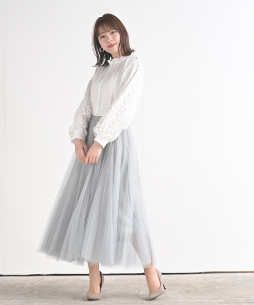 rps（アールピーエス）の「フラワーレース袖切替フリルネックブラウス（シャツ/ブラウス・レディース・ブラック/アイボリー/オフホワイト・M）」の12枚目の写真