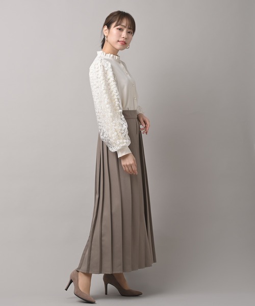 rps（アールピーエス）の「フラワーレース袖切替フリルネックブラウス（シャツ/ブラウス・レディース・ブラック/アイボリー/オフホワイト・M）」の15枚目の写真