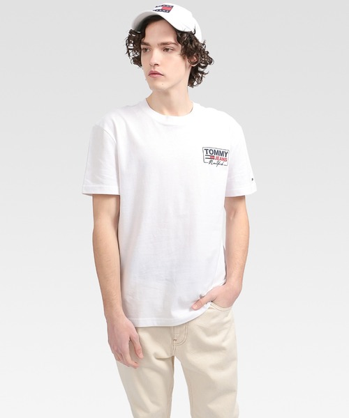 tommy jeans（トミー ジーンズ）の「バックロゴコットンTシャツ