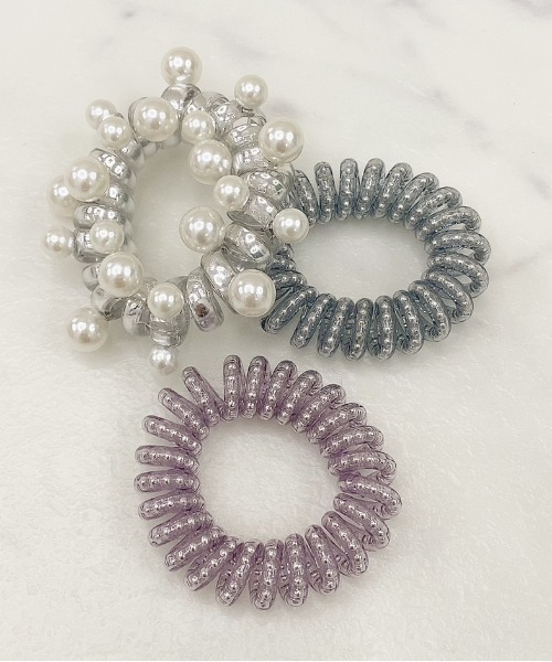 apres jour(アプレジュール)の「【apres jour×ARIAZ】スプリングゴム3セット(ヘアゴム・レディース・オフホワイト/ホワイト系その他4/ホワイト系その他2/ホワイト系その他/ホワイト/ホワイト系その他6/ホワイト系その他5/ホワイト系その他3/ライトホワイト/その他・FREE)」の9枚目の写真