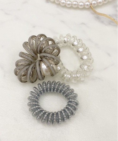 apres jour(アプレジュール)の「【apres jour×ARIAZ】スプリングゴム3セット(ヘアゴム・レディース・オフホワイト/ホワイト系その他4/ホワイト系その他2/ホワイト系その他/ホワイト/ホワイト系その他6/ホワイト系その他5/ホワイト系その他3/ライトホワイト/その他・FREE)」の7枚目の写真