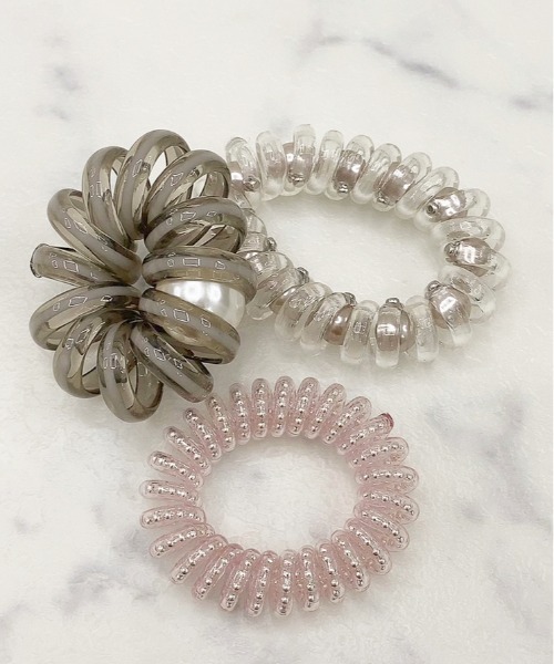 apres jour(アプレジュール)の「【apres jour×ARIAZ】スプリングゴム3セット(ヘアゴム・レディース・オフホワイト/ホワイト系その他4/ホワイト系その他2/ホワイト系その他/ホワイト/ホワイト系その他6/ホワイト系その他5/ホワイト系その他3/ライトホワイト/その他・FREE)」の11枚目の写真