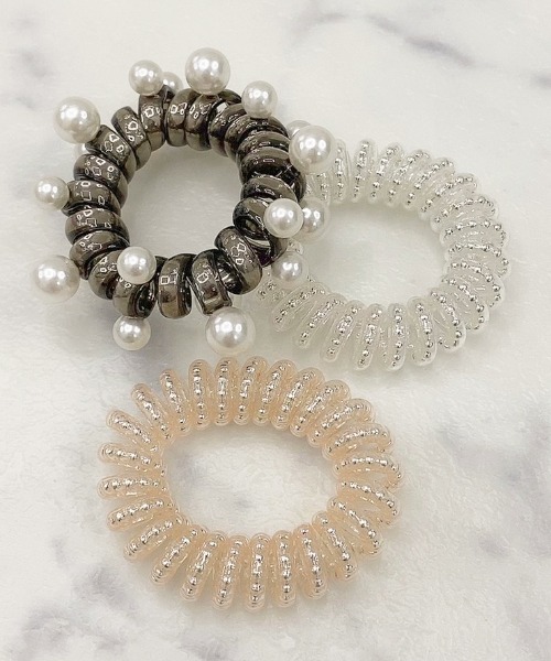 apres jour(アプレジュール)の「【apres jour×ARIAZ】スプリングゴム3セット(ヘアゴム・レディース・オフホワイト/ホワイト系その他4/ホワイト系その他2/ホワイト系その他/ホワイト/ホワイト系その他6/ホワイト系その他5/ホワイト系その他3/ライトホワイト/その他・FREE)」の13枚目の写真