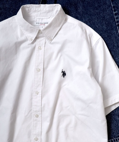 U.S. POLO ASSN.(ユーエスポロアッスン)の「U.S. POLO ASSN.(ユーエスポロアッスン)ワンポイントロゴ 刺繍ボタンダウンシャツ メンズ レディース/半袖シャツ(シャツ/ブラウス・メンズ・ホワイト/ブラック/ベージュ/ネイビー/ホワイト系その他/ブルー系その他/ブルー系その他2・LL/M/L)」の2枚目の写真