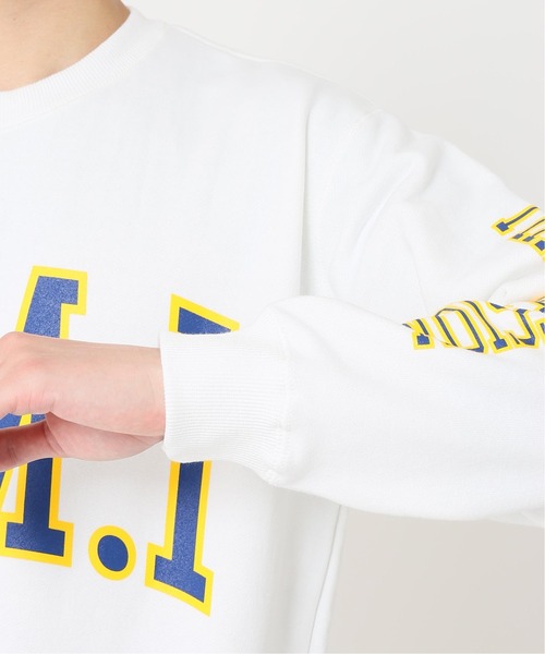 JOURNAL STANDARD（ジャーナルスタンダード）の「【かまいたち×JOURNAL STANDARD】K.M.I ロゴ スウェット/カレッジロゴ（スウェット・メンズ・ホワイト/ネイビー・MEDIUM/LARGE/X-LARGE）」の4枚目の写真