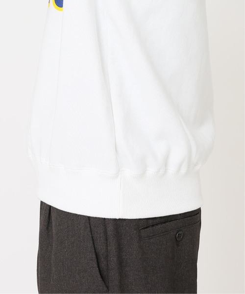 JOURNAL STANDARD（ジャーナルスタンダード）の「【かまいたち×JOURNAL STANDARD】K.M.I ロゴ スウェット/カレッジロゴ（スウェット・メンズ・ホワイト/ネイビー・MEDIUM/LARGE/X-LARGE）」の16枚目の写真