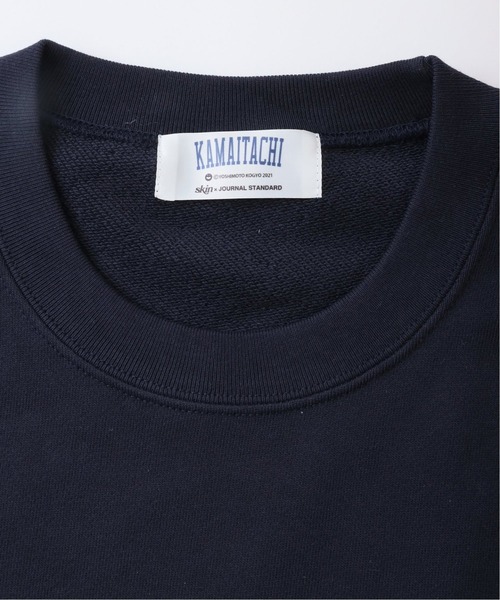 JOURNAL STANDARD（ジャーナルスタンダード）の「【かまいたち×JOURNAL STANDARD】K.M.I ロゴ スウェット/カレッジロゴ（スウェット・メンズ・ホワイト/ネイビー・MEDIUM/LARGE/X-LARGE）」の11枚目の写真