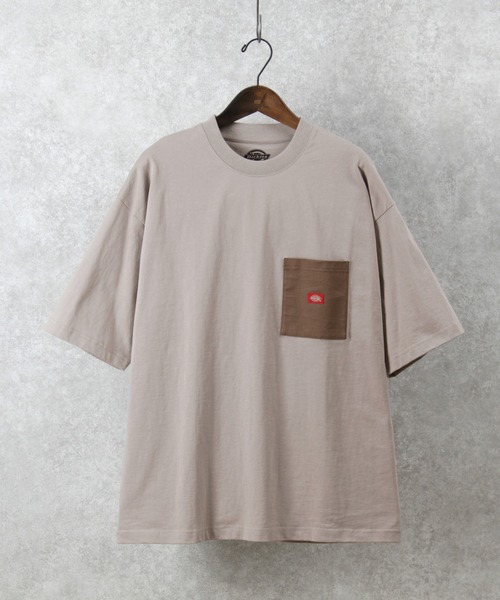 Dickies（ディッキーズ）の「【DICKIES／ディッキーズ】ミニロゴビッグポケット半袖Tシャツ/オーバーサイズ/ユニセックス（Tシャツ/カットソー・メンズ・ブラック/アッシュグレー/ホワイト系その他/ブルー系その他/ブルー/ホワイト/ベージュ系その他/ラベンダー/ブラック系その他/ベージュ・M/L/XL）」の15枚目の写真