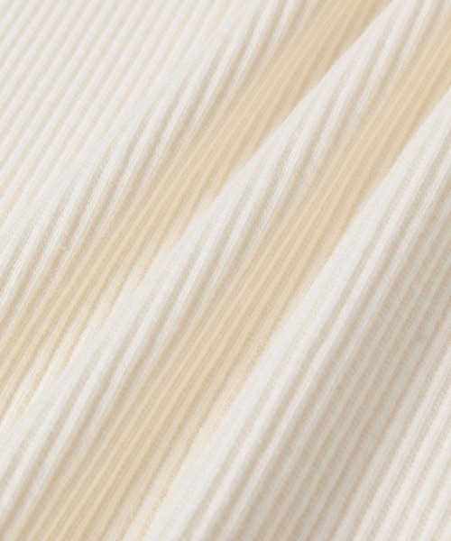ADAM ET ROPE'(アダムエロペ)の「【アウトレット店舗・WEB限定】プリーツリブ5分袖プルオーバー(Tシャツ/カットソー・レディース・ブラック/レッド/ホワイト・FREE)」の6枚目の写真