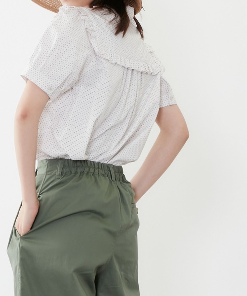 POU DOU DOU(プードゥドゥ)の「スクエアヨークフリルブラウス(シャツ/ブラウス・レディース・ネイビー/オフホワイト/ミント・3)」の10枚目の写真