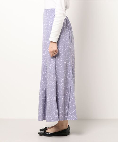 Alluge(アルージュ)の「ランダムドットマーメイドスカート(スカート・レディース・イエロー/ブラック/ラベンダー・FREE)」の5枚目の写真