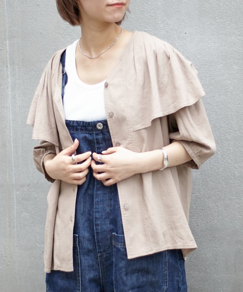 CIAOPANIC TYPY（チャオパニックティピー）の「リネンレーヨンタック衿ブラウス（シャツ/ブラウス・レディース・ホワイト/ブラック/グレイッシュベージュ・ONE SIZE）」の3枚目の写真