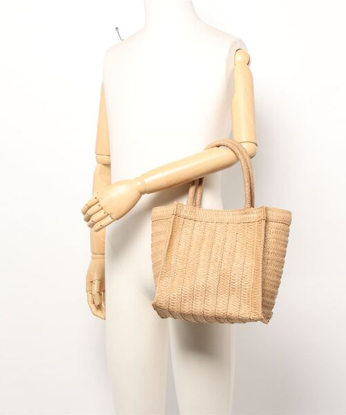 Rewde（ルゥデ）の「スクエアボックストートバッグ（1R18-KB02）（トートバッグ・レディース・ベージュ/グレー/キャメル・FREE）」の10枚目の写真