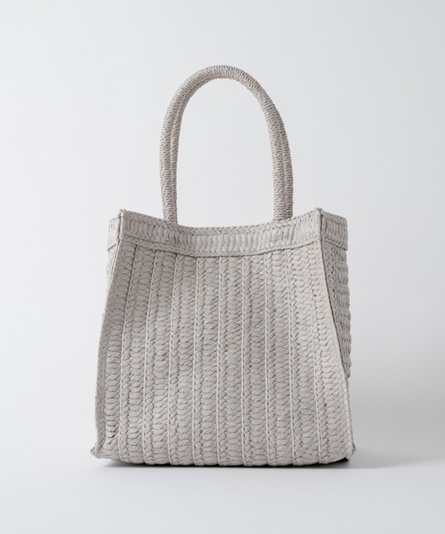 Rewde（ルゥデ）の「スクエアボックストートバッグ（1R18-KB02）（トートバッグ・レディース・ベージュ/グレー/キャメル・FREE）」の2枚目の写真