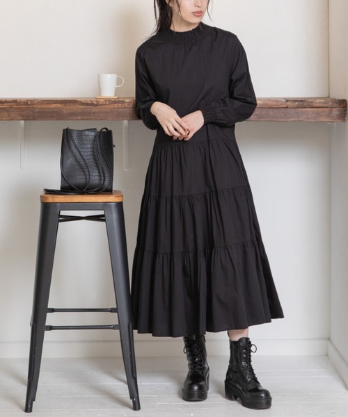 Mysa&Liina（ミーサリーナ）の「レイヤードシャーリングティアードワンピース（ワンピース・レディース・オフホワイト/イエロー/ベージュ/ブラック・M）」の3枚目の写真