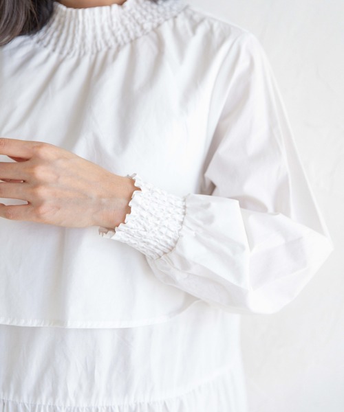 Mysa&Liina（ミーサリーナ）の「レイヤードシャーリングティアードワンピース（ワンピース・レディース・オフホワイト/イエロー/ベージュ/ブラック・M）」の7枚目の写真