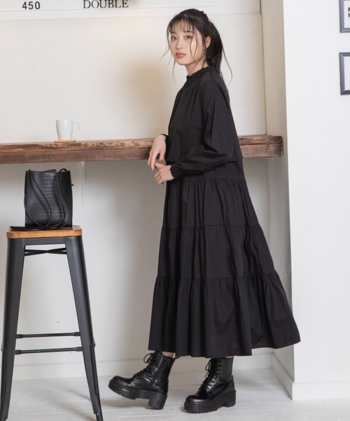 Mysa&Liina（ミーサリーナ）の「レイヤードシャーリングティアードワンピース（ワンピース・レディース・オフホワイト/イエロー/ベージュ/ブラック・M）」の15枚目の写真