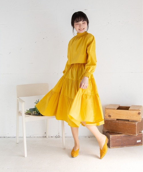 Mysa&Liina（ミーサリーナ）の「レイヤードシャーリング