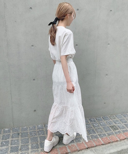 Voyage titty&Co.PETIT（ボヤージュティティアンドコープチ）の「【Voyage titty&Co.】レース切替えミディスカート（スカート・レディース・ブラック/オフホワイト・FREE）」の4枚目の写真