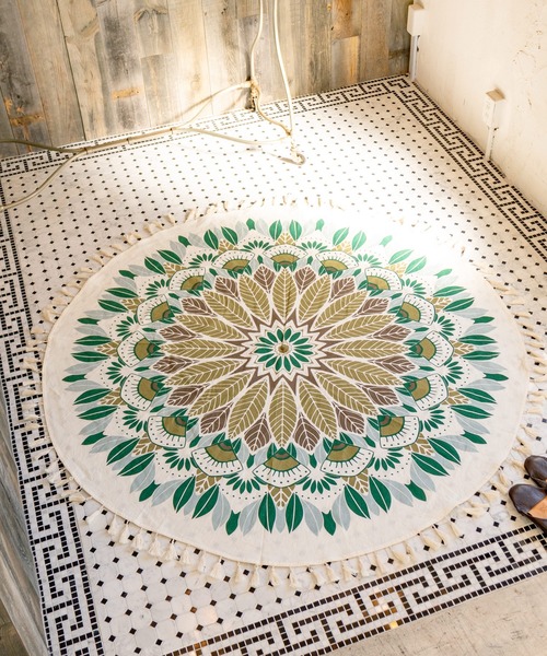 チャイハネ（チャイハネ）の「【チャイハネ】メンデルフリンジ付きラウンドクロス（インテリア雑貨・レディース・ピンク/イエロー/ブルー/グリーン・FREE）」の6枚目の写真