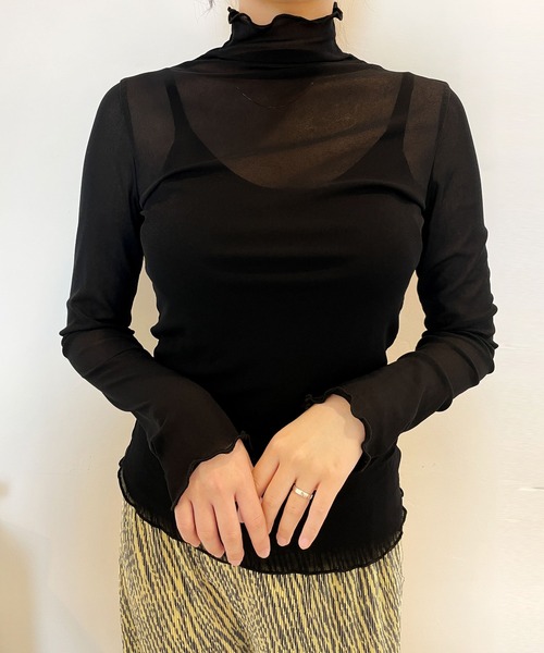 CEMONEMO(セモネモ)の「ハイネック シースルー メロー カットソー(Tシャツ/カットソー・レディース・ホワイト/ブラック/ベージュ/ブラウン/パープル/グリーン/インディゴブルー/グレー/ナチュラル/ピンク/イエロー/スカイブルー/イエロー系その他・FREE)」の3枚目の写真