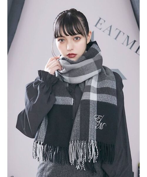 EATME（イートミー）の「EMチェックストール（ストール/ショール・レディース・ブラック/ライトブラウン・FREE）」の9枚目の写真