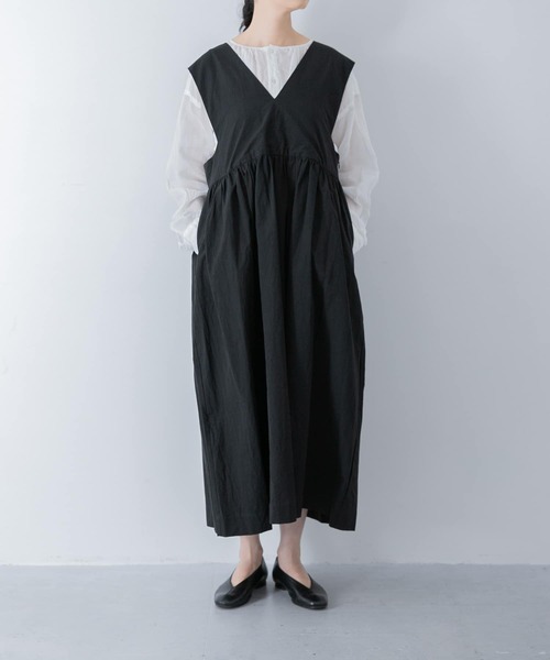 かぐれ（カグレ）の「Vネックギャザー切替ワンピース（ワンピース・レディース・ブラック/グリーン系その他・FREE）」の8枚目の写真