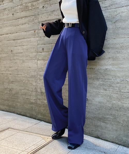 PAGEBOY（ページボーイ）の「カットカラースラックス（スラックス・レディース・ブラック/ブラウン系その他/グレイッシュベージュ/ブルー/パープル系その他・FREE）」の4枚目の写真