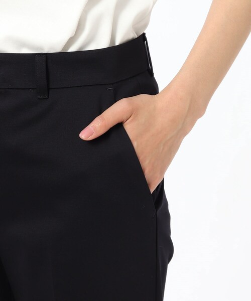 UNTITLED(アンタイトル)の「◆「L」【洗える・消臭・UV・接触冷感】ネオカトレアテーパードパンツ(スーツパンツ・レディース・ブラック/グレー系その他6・04/42/44)」の15枚目の写真
