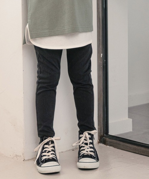 GLOBAL WORK（グローバルワーク）の「【キッズ】スゴラクカットデニムスキニー/958013（その他パンツ・キッズ・ブルー/ブラック/ネイビー/ライトブルー・110cm/160cm/140cm/150cm/100cm/130cm/120cm）」の2枚目の写真