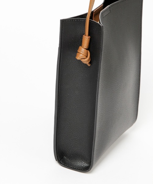 GLOBAL WORK（グローバルワーク）の「スペカルサブBAGショルダー/235160（ショルダーバッグ・レディース・アイボリー/ダークブラウン/ベージュ/その他・ONE SIZE）」の9枚目の写真