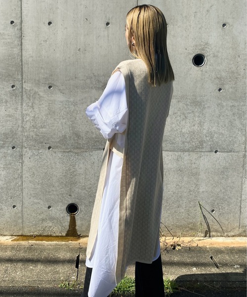 y/m by RIKA（イムバイリカ）の「バルキージャガードロングベスト（ベスト・レディース・ベージュ/オリーブ/アイボリー・FREE）」の13枚目の写真