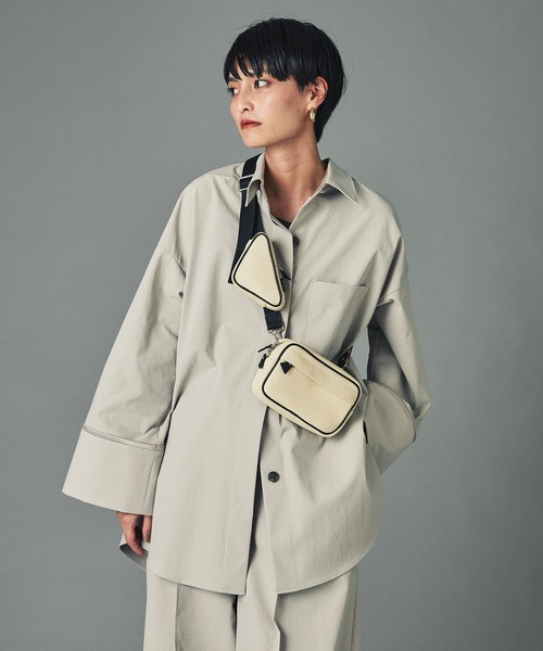 CITY TOKYO（シティトウキョウ）の「本革ダブルスクエアボディーポーチ（ショルダーバッグ・レディース・ホワイト/ブラック・FREE）」の5枚目の写真