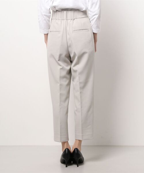 Te chichi（テチチ）の「ダブルクロスタックテーパードパンツ（その他パンツ・レディース・ブラック/グリーン/ベージュ・SMALL/MEDIUM）」の5枚目の写真